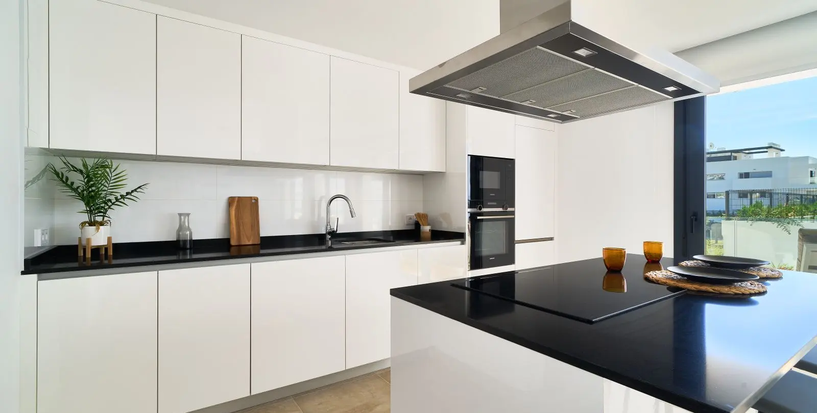 Sale of ground floor apartment in Estepona 33