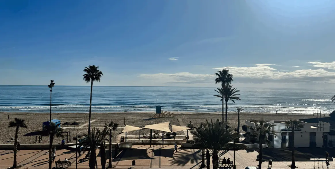 Продажа апартаментов на среднем этаже в Fuengirola 1