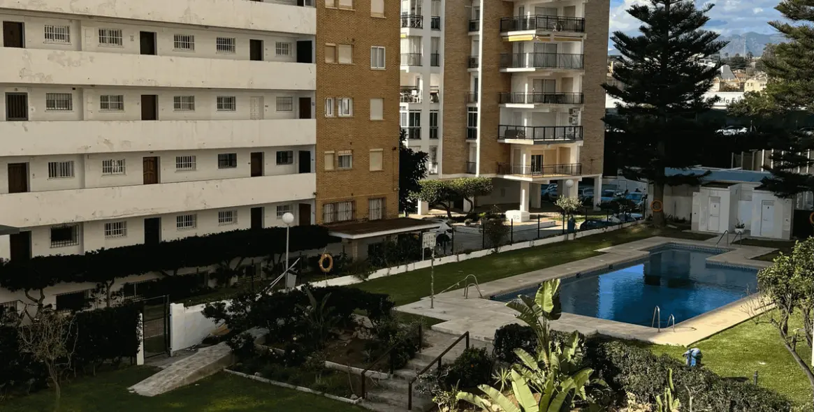 Продажа апартаментов на среднем этаже в Fuengirola 2
