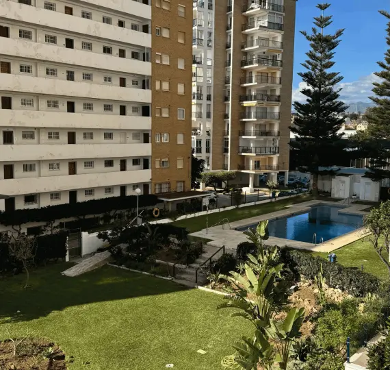 Продажа апартаментов на среднем этаже в Fuengirola