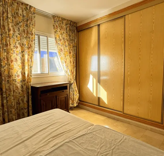 Продажа апартаментов на среднем этаже в Fuengirola