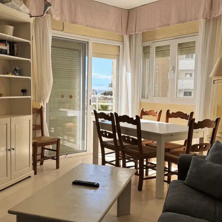 Продажа апартаментов на среднем этаже в Fuengirola