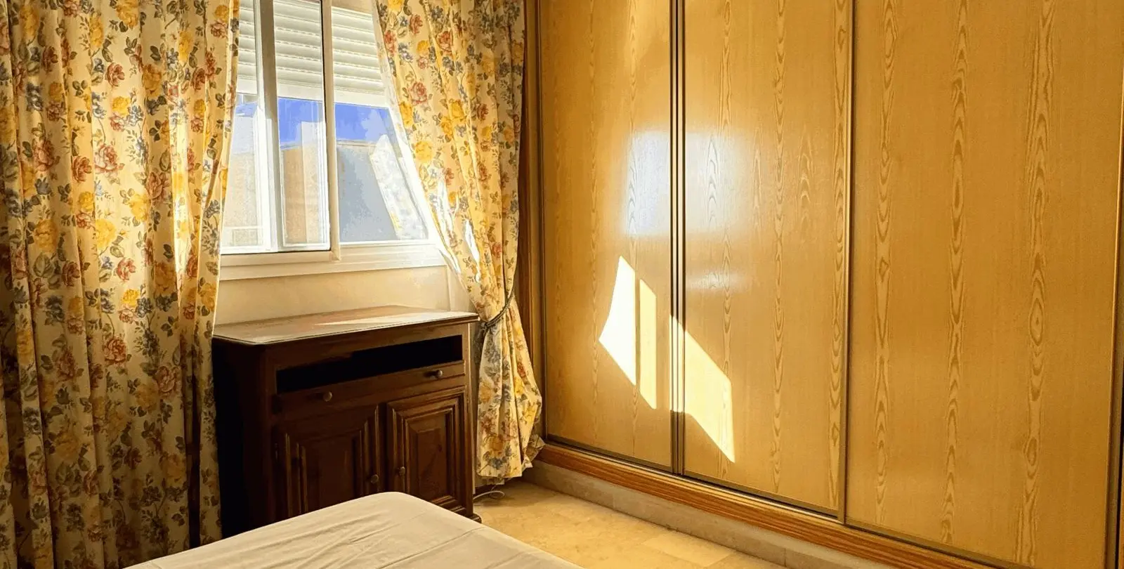 Sale of middle floor apartment in Fuengirola 5