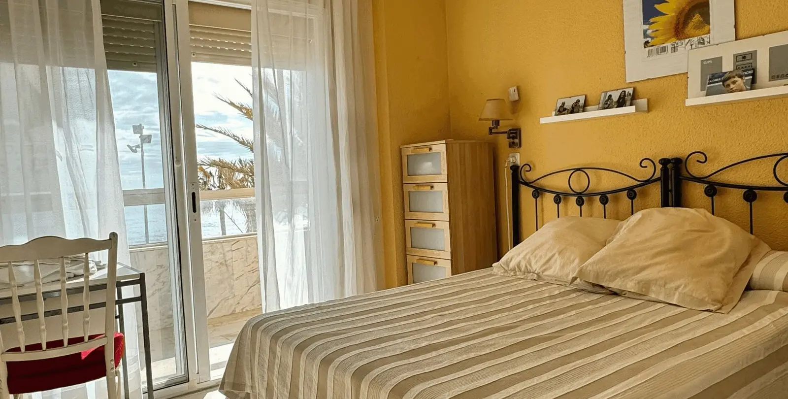 Sale of middle floor apartment in Fuengirola 18