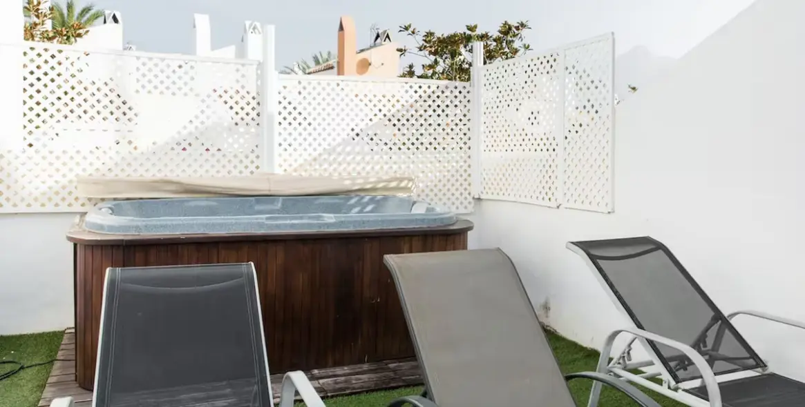 Продажа таунхауса в Nueva Andalucía 10