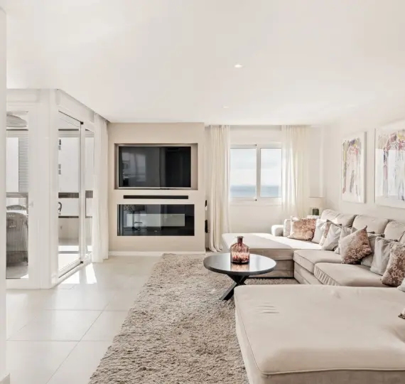 Venta de apartamento en planta media en Torremolinos