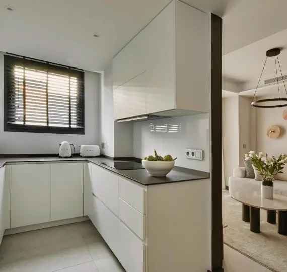 Sale of middle floor apartment in Marbella