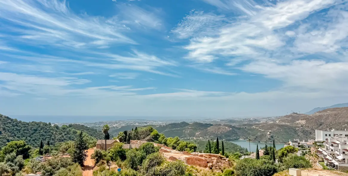 Продажа  отдельно стоящей виллы в Marbella (район Marbella) 1