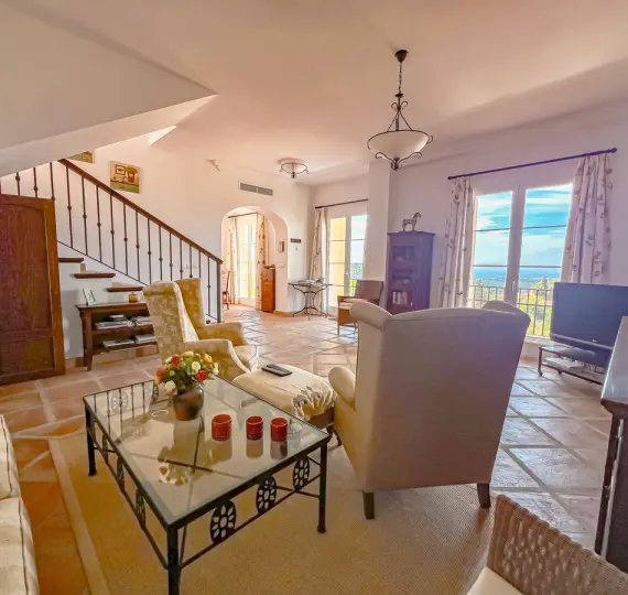 Oтдельно стоящая вилла R5113822