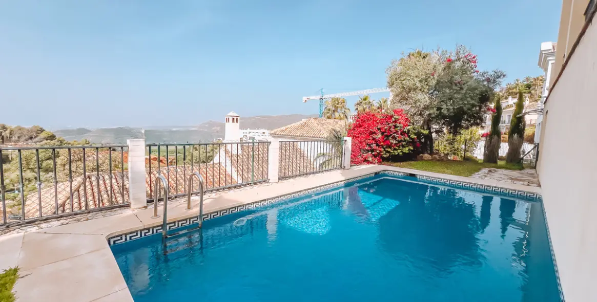 Продажа  отдельно стоящей виллы в Marbella (район Marbella) 19