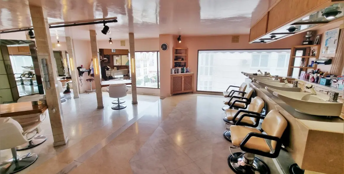 Продажа коммерческого помещения в San Pedro de Alcántara 8