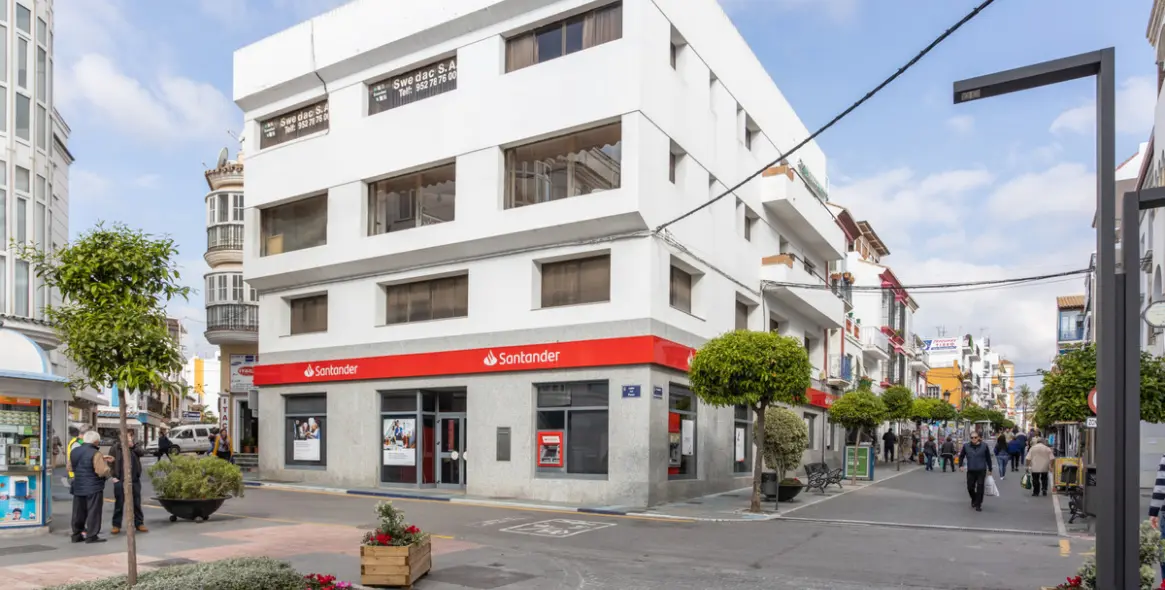 Продажа коммерческого помещения в San Pedro de Alcántara 1