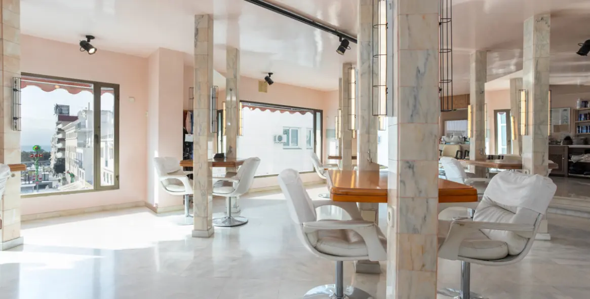 Venta de local comercial en San Pedro de Alcántara 5