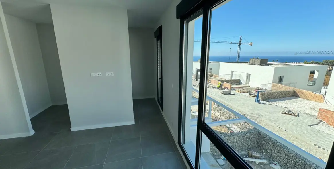 Sale of semi-detached house in Riviera del Sol 7