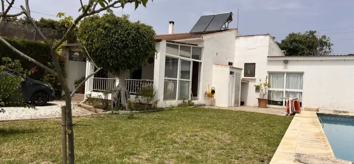 Sale of detached villa in Selwo 3