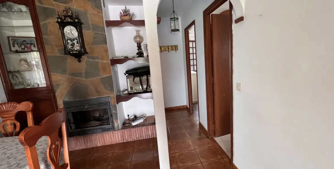 Продажа  отдельно стоящей виллы в Selwo 20