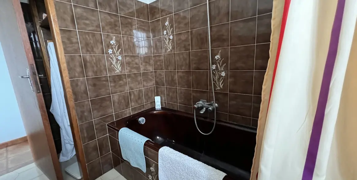 Sale of detached villa in Selwo 24