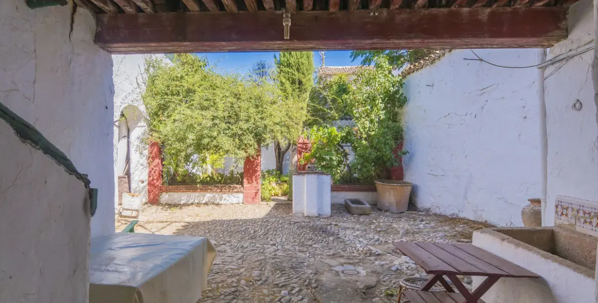 Sale of detached villa in Ronda 1