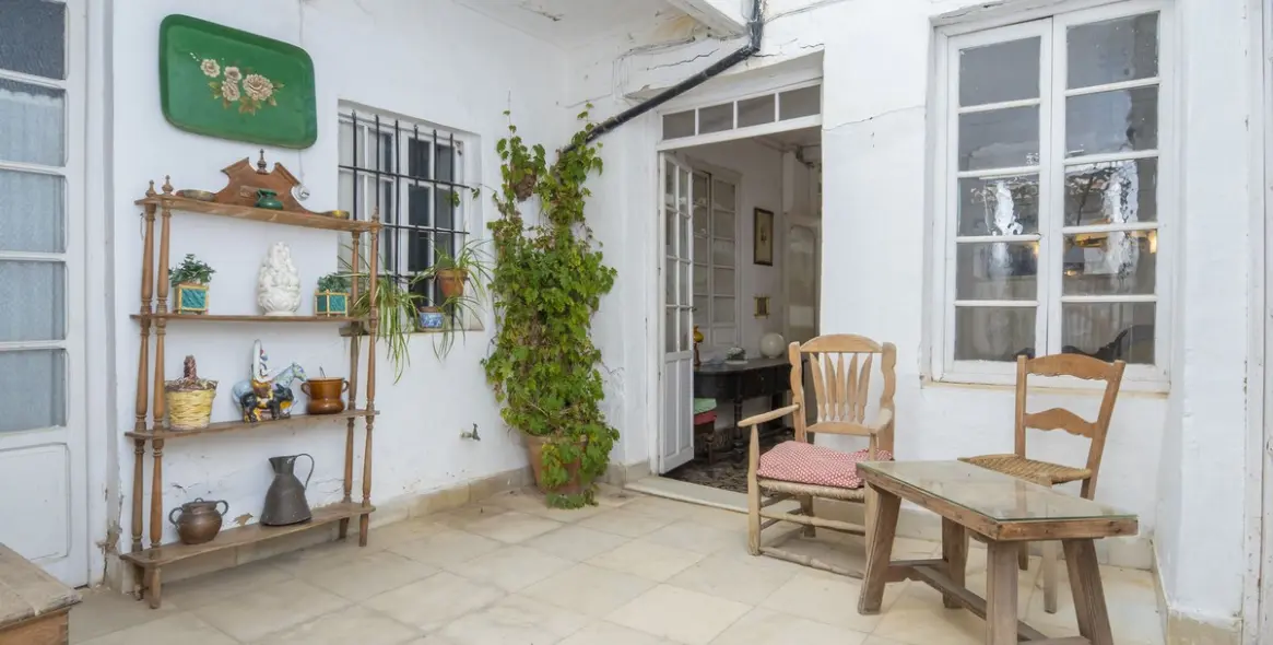 Sale of detached villa in Ronda 33