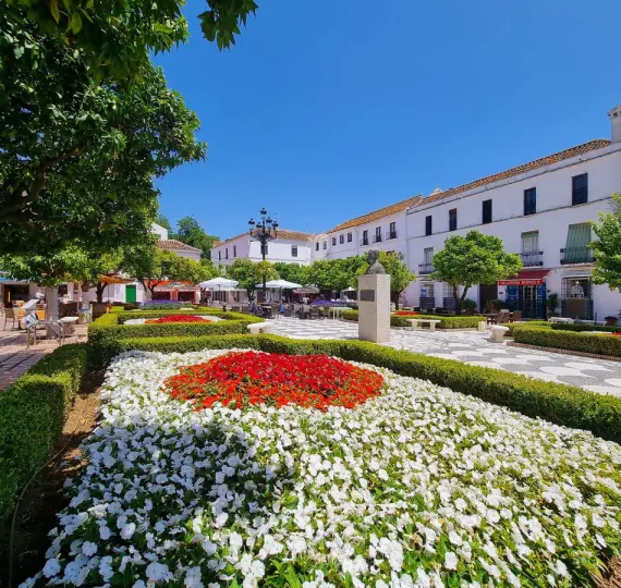 Sale of penthouse duplex in Marbella