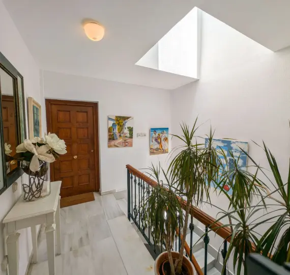 Sale of penthouse duplex in Marbella