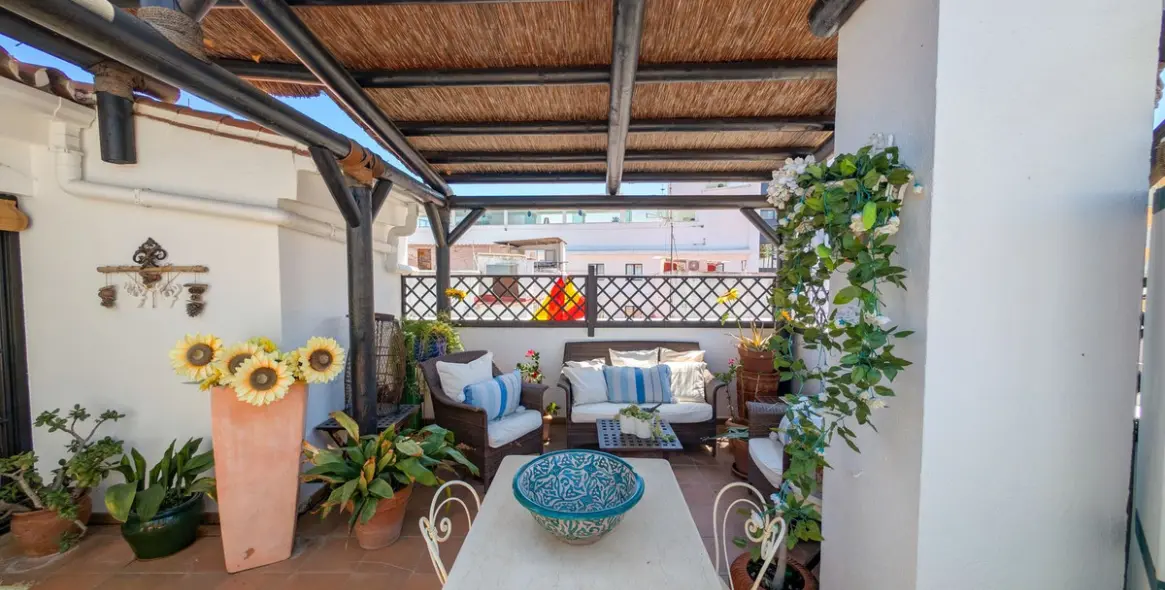 Sale of penthouse duplex in Marbella 16