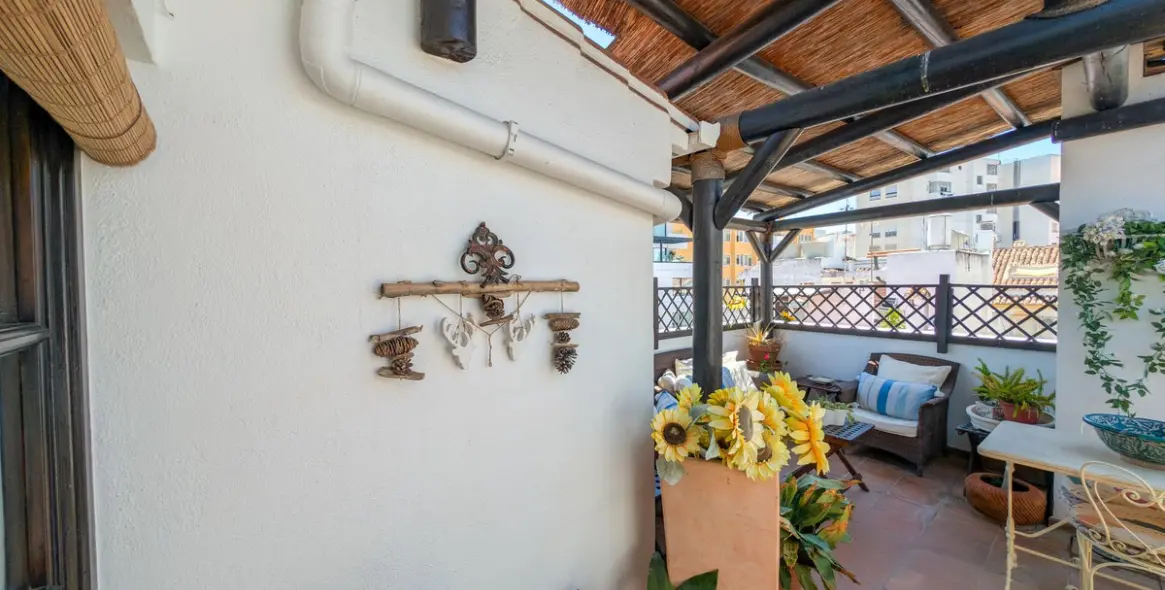 Sale of penthouse duplex in Marbella 17