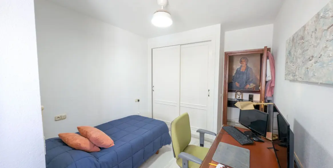 Продажа двухуровневого пентхауса в Marbella 26