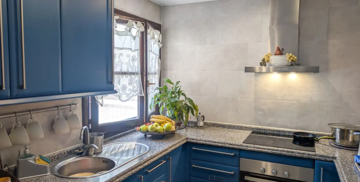 Продажа двухуровневого пентхауса в Marbella 29