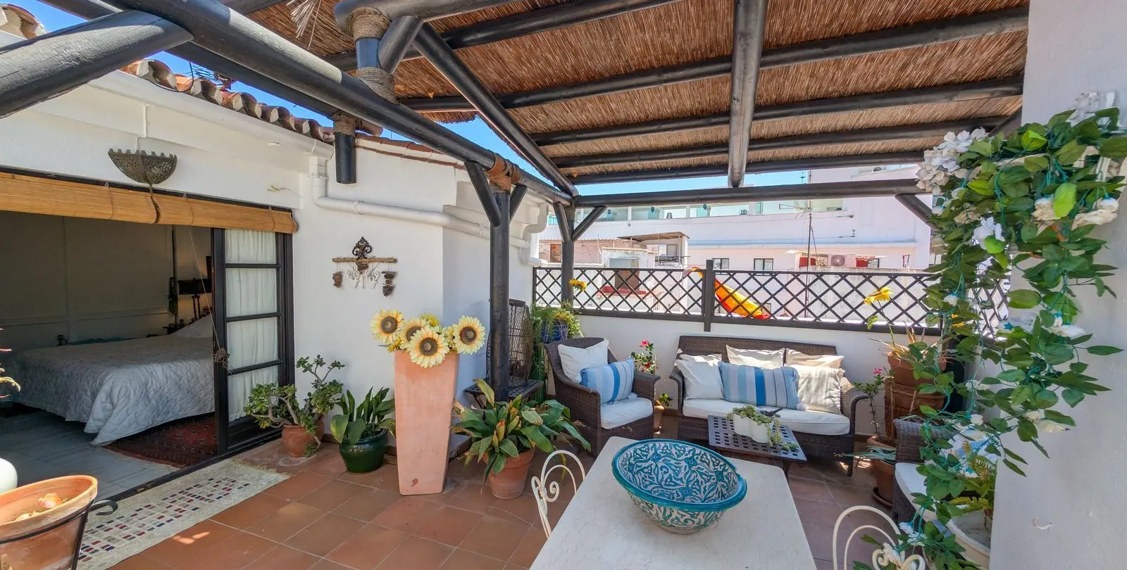 Продажа двухуровневого пентхауса в Marbella 14