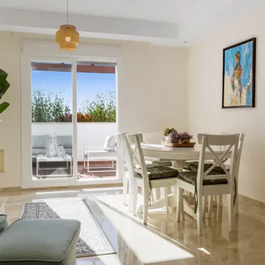 Sale of duplex in Nueva Andalucía
