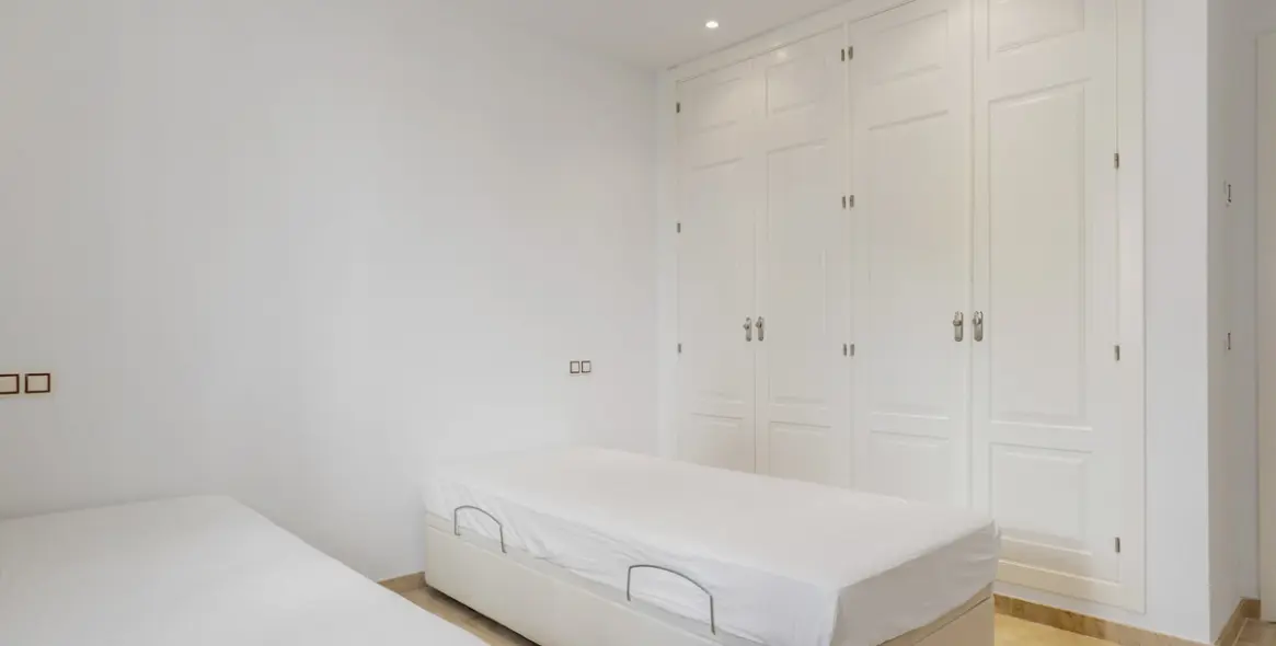 Sale of duplex in Nueva Andalucía 12