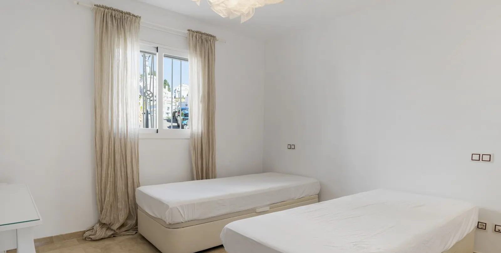 Sale of duplex in Nueva Andalucía 14