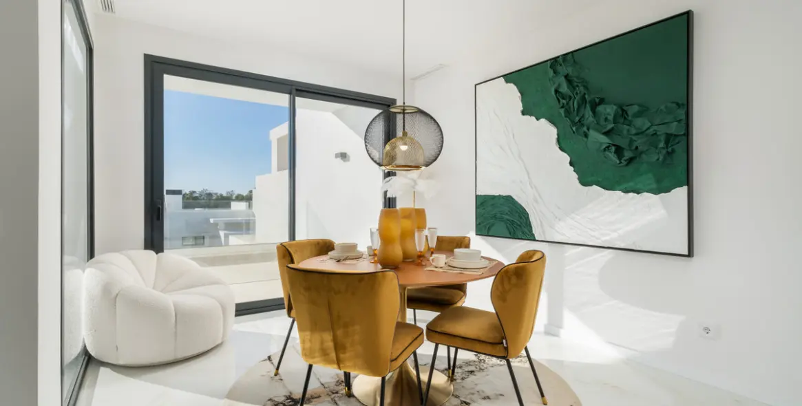 Sale of penthouse in Estepona 21