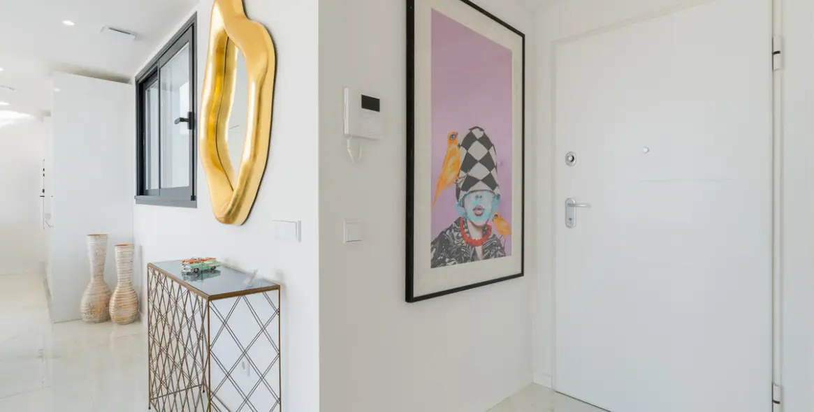 Sale of penthouse in Estepona 26