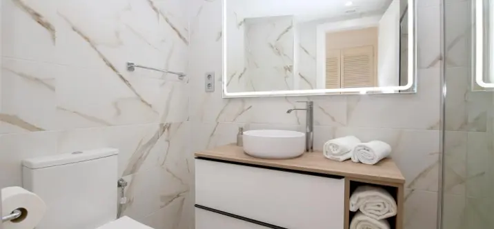 Sale of penthouse in Estepona 4