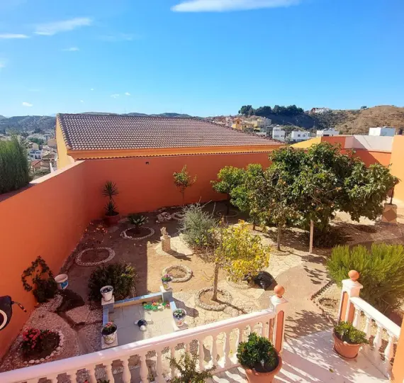 Oтдельно стоящая вилла R4881967