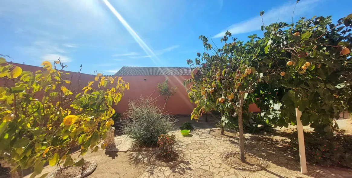 Продажа  отдельно стоящей виллы в Puerto de la Torre 52