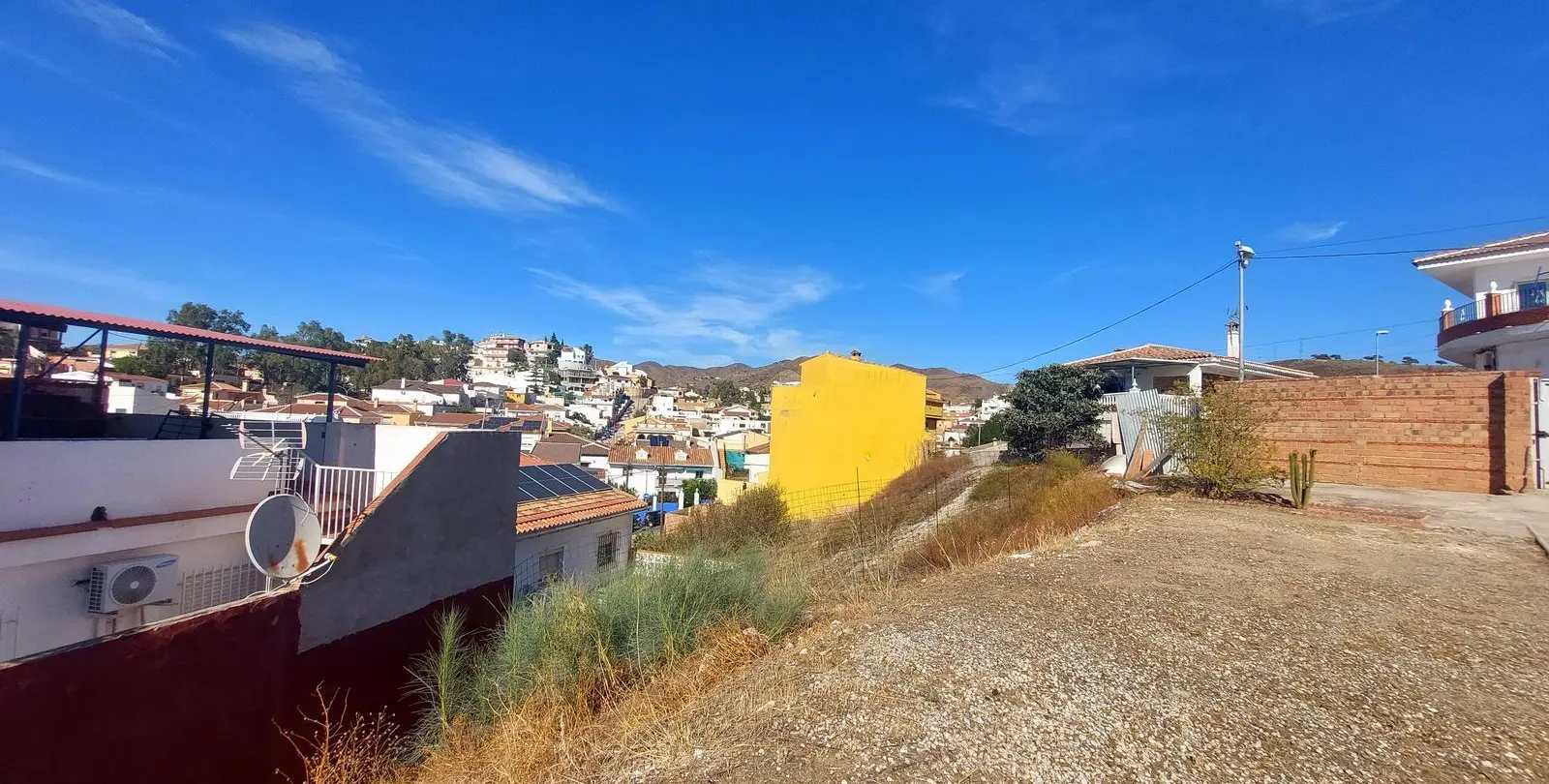 Sale of detached villa in Puerto de la Torre 30
