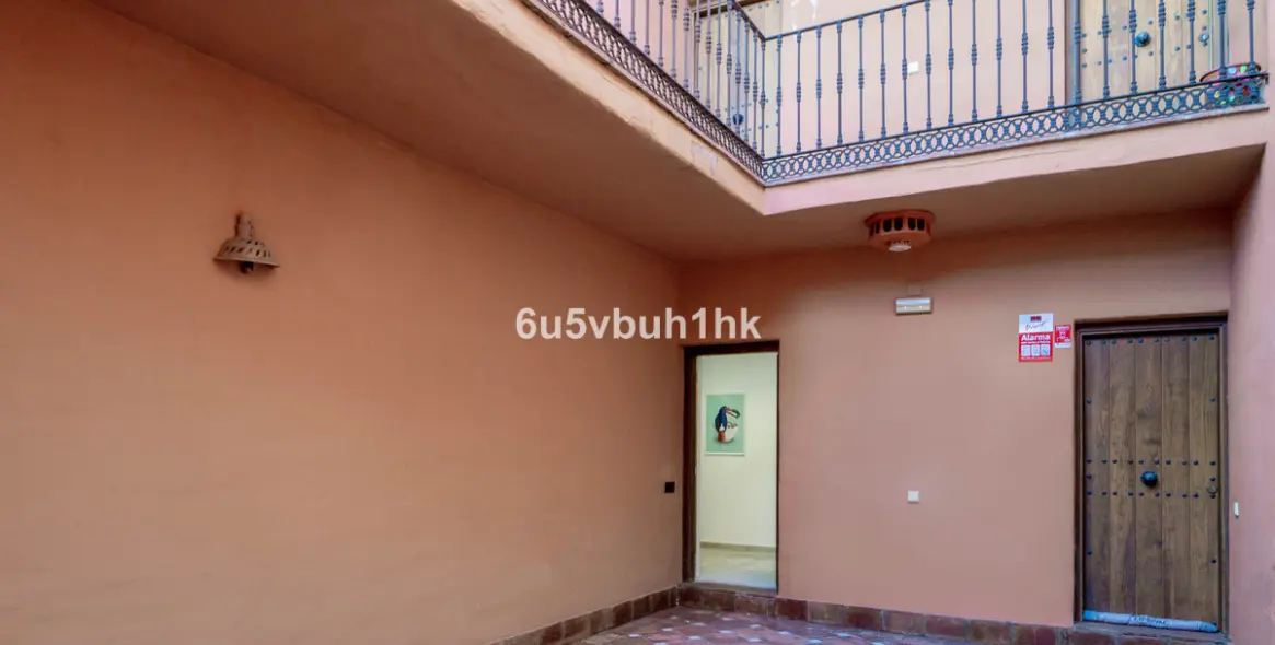 Продажа апартаментов на среднем этаже в Estepona 15