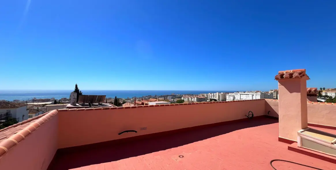 Продажа дома на две семьи в Benalmadena 6