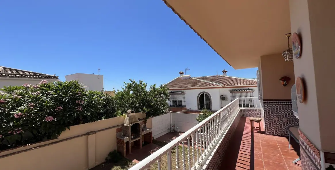Продажа дома на две семьи в Benalmadena 11