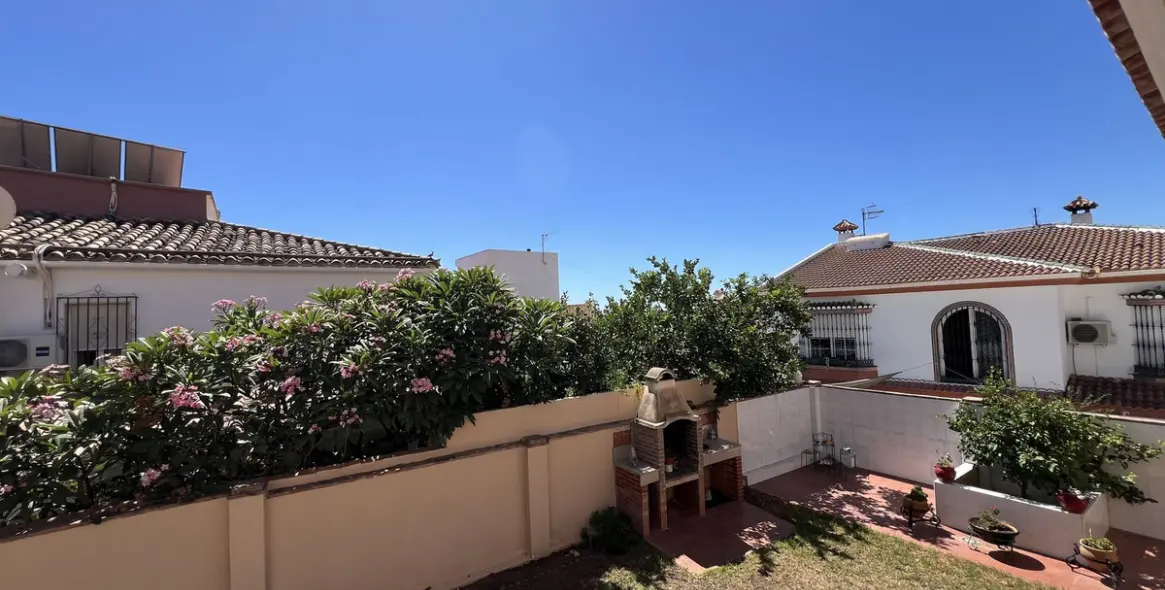 Продажа дома на две семьи в Benalmadena 13