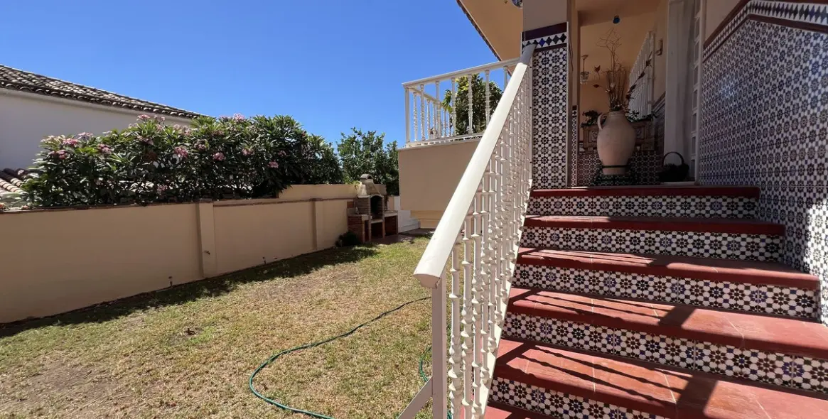 Продажа дома на две семьи в Benalmadena 20