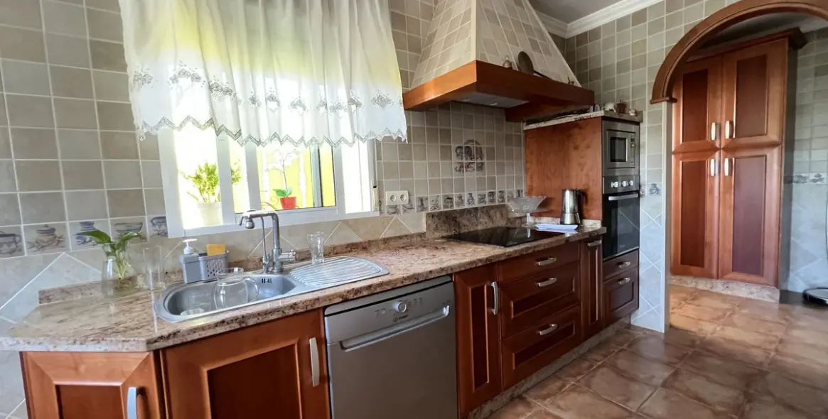 Sale of semi-detached house in Benalmadena 29
