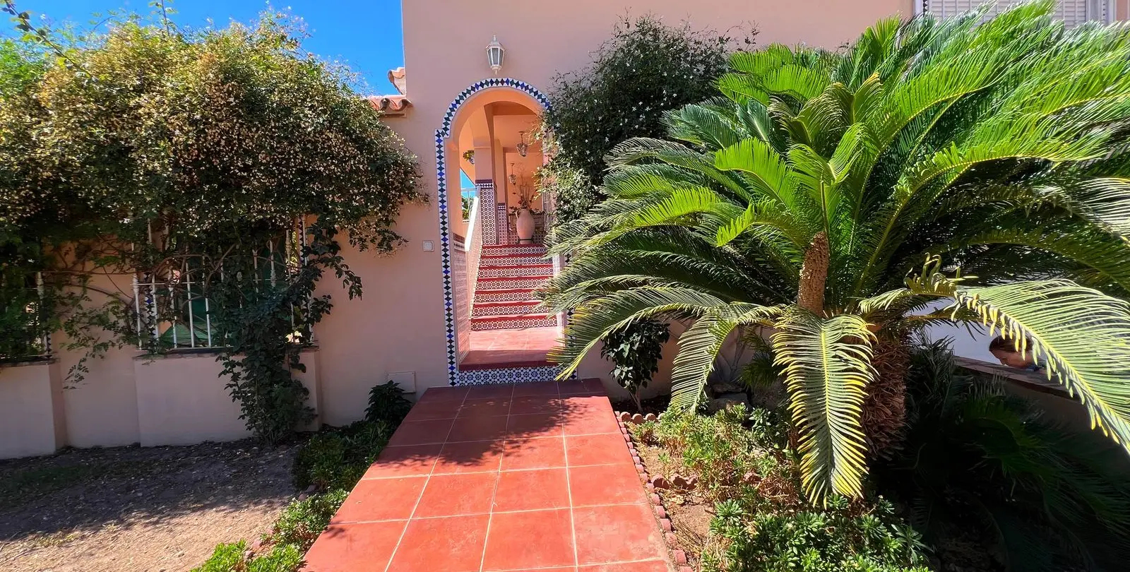 Продажа дома на две семьи в Benalmadena 1