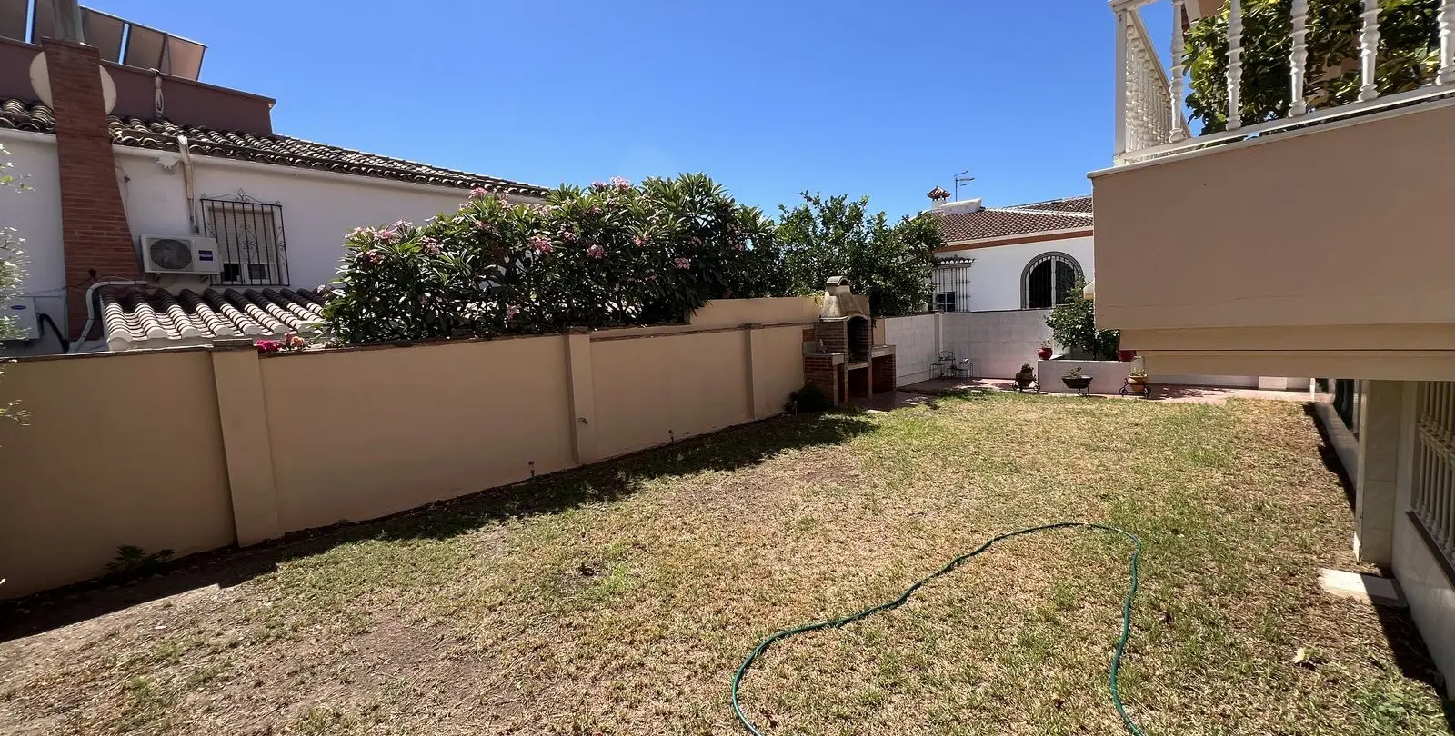 Продажа дома на две семьи в Benalmadena 17