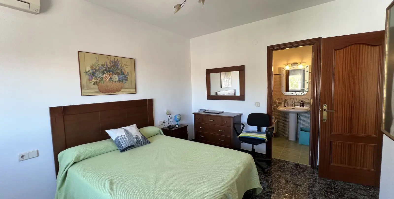 Продажа дома на две семьи в Benalmadena 76
