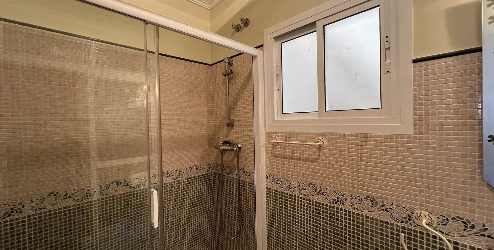 Продажа дома на две семьи в Benalmadena 84