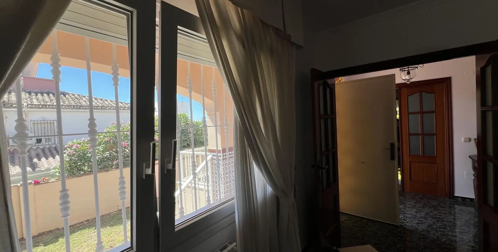 Продажа дома на две семьи в Benalmadena 96